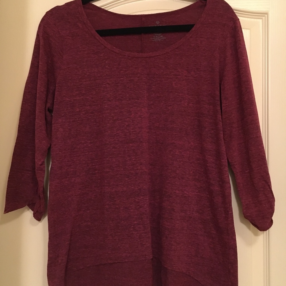 3/4 length sleeve shirt